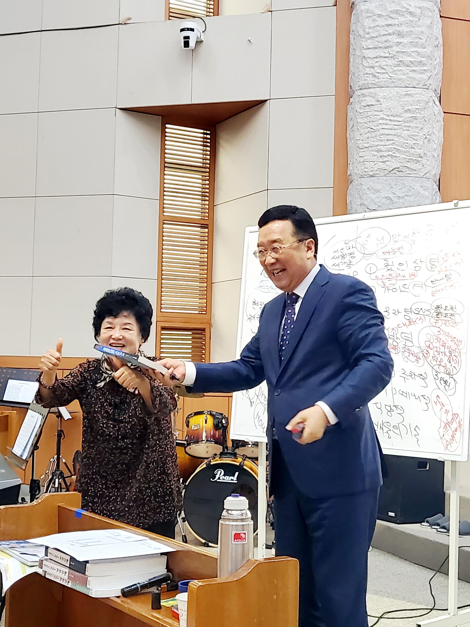오이코스 관계전도 세미나~♡ 정상용 목사님을 모시고 신나고- 유쾌하고-즐